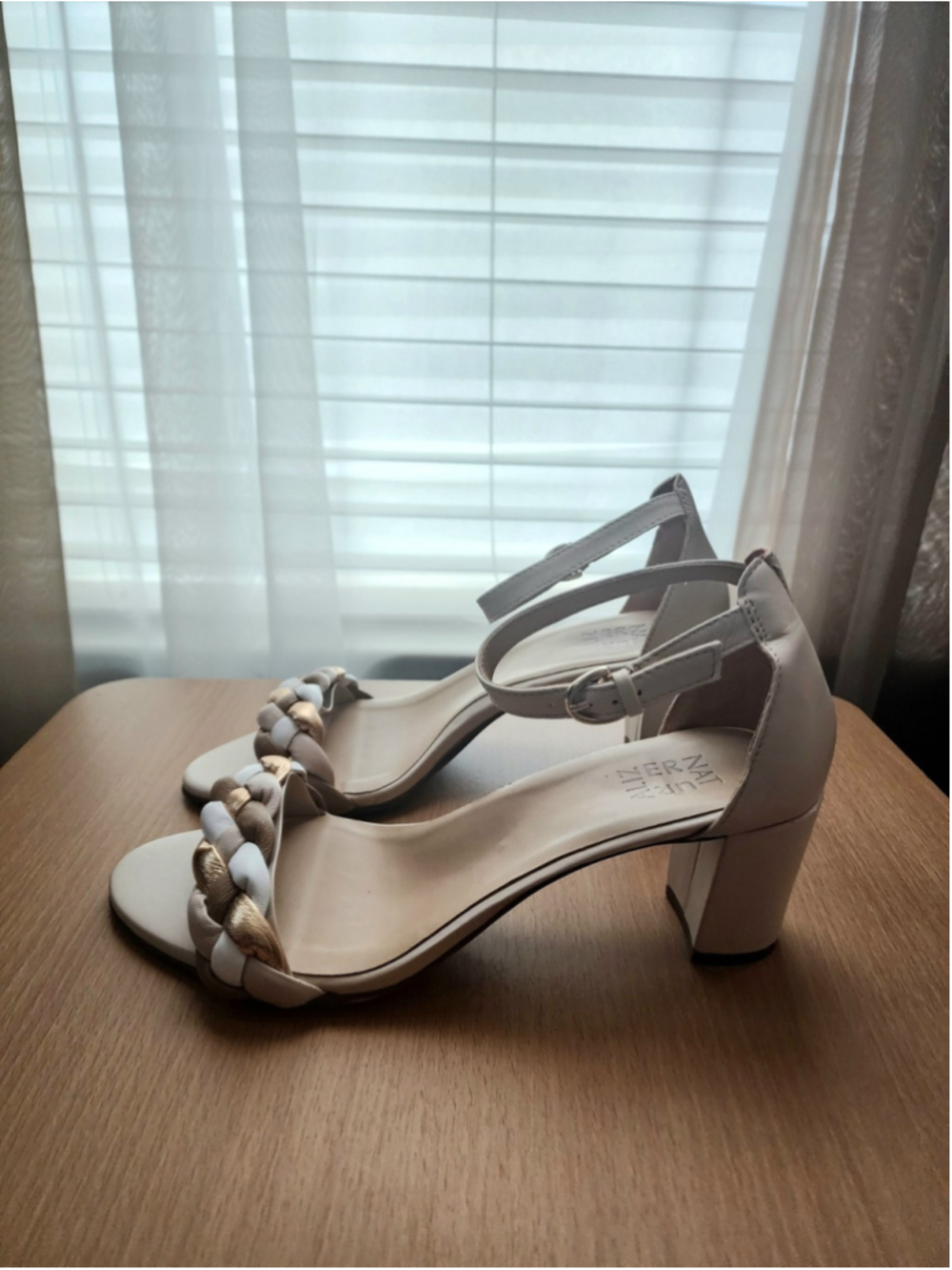Naturalizer LEATHER Braided Strappy Block Heel Sandals 10 WIDE Beige White Gold - Picture 5 of 15